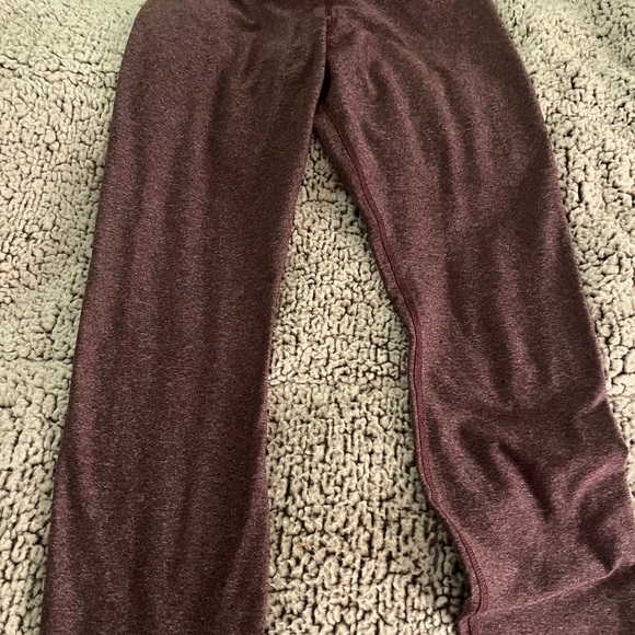 Nike Dri-Fit Maroon seamless leggings. Womens size medium - Picture 2 of 3